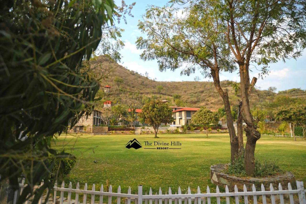 The Divine Hills Resort Nāi Exterior foto